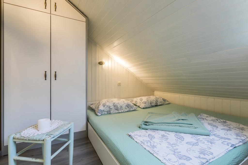 Sara Apartma *